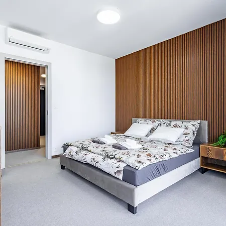Appartamento Adm Eurovea Tower Premium Bratislava